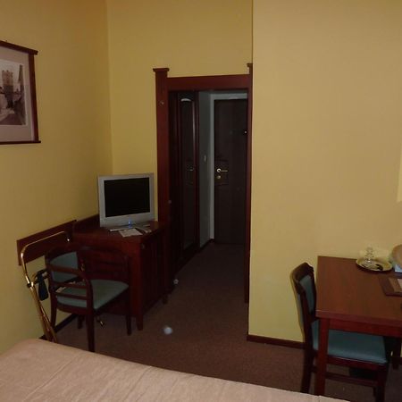 Grandhotel Garni Jihlava Buitenkant foto