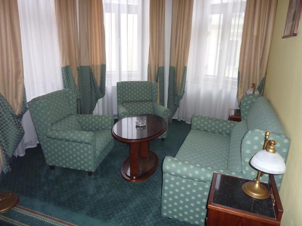 Grandhotel Garni Jihlava Kamer foto