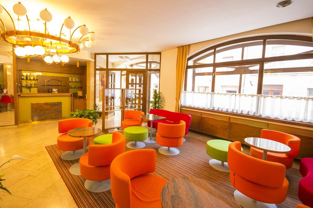 Grandhotel Garni Jihlava Buitenkant foto