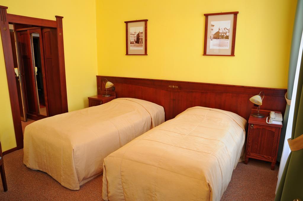 Grandhotel Garni Jihlava Buitenkant foto